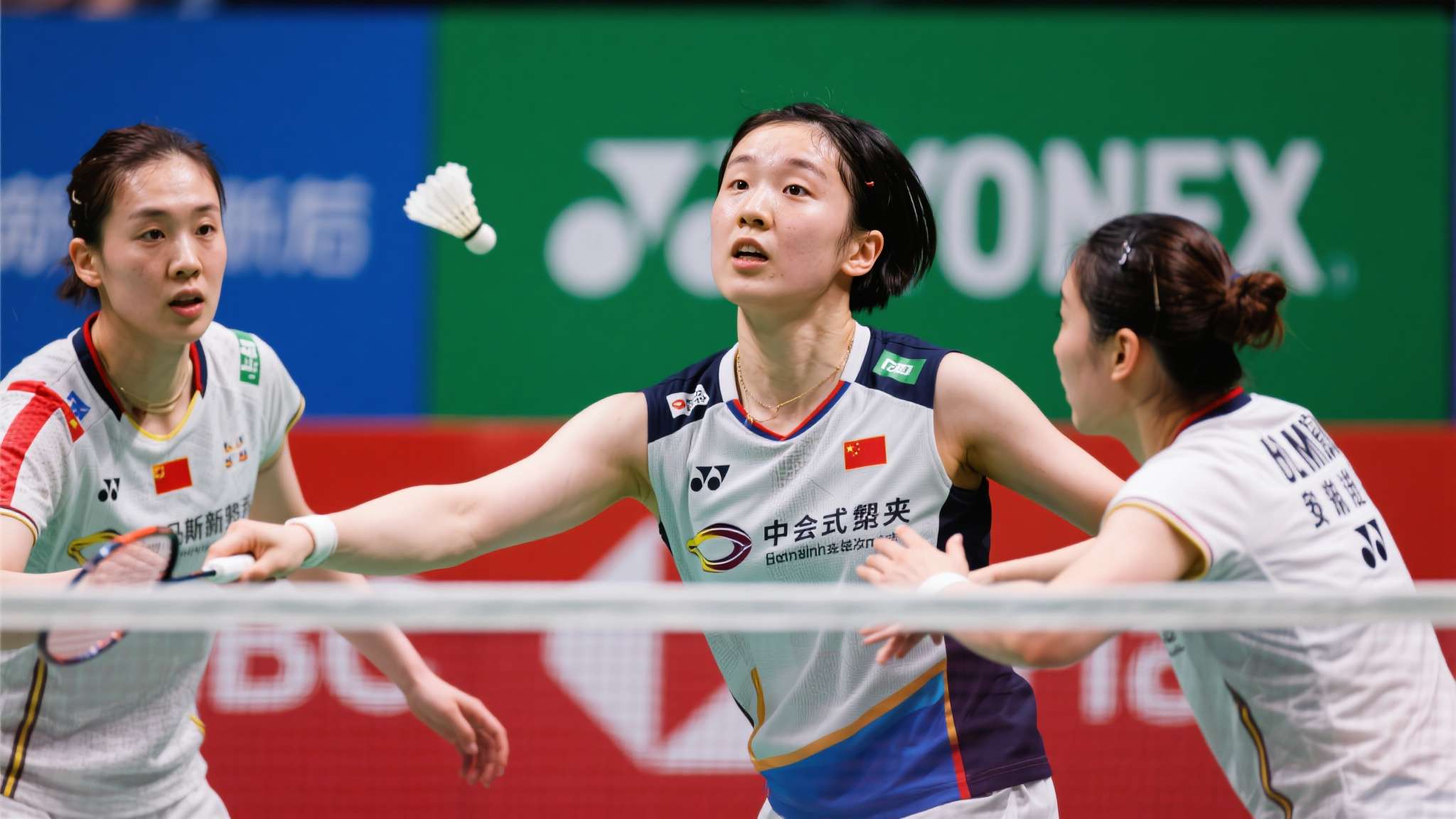 奥运冠军马林官宣退役!安洗莹遭国羽女单围剿! 当下表明,在马林退出后,新势力逐渐占领高地,各支代表性球队争相寻找核心突破口。尤